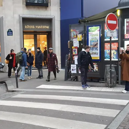 Gare Montparnasse 1minute,center 6 Eme ,close To Eiffel Tour And Louvre Meusm ,amusing Place * Parigi